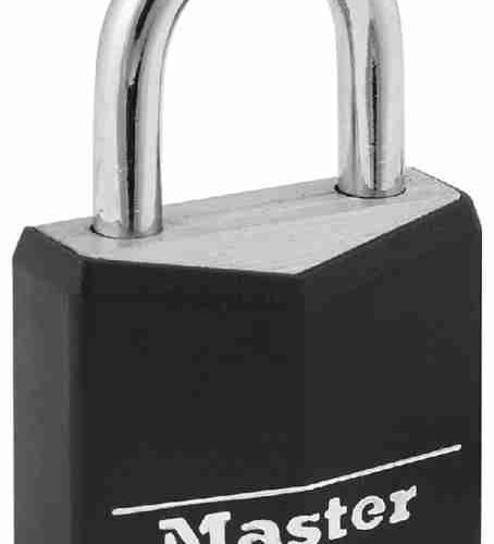 CANDADO LATON SOLIDO 1 9/16 (40MM) CON CUBIERTA NEGRA GANCHO 7/8